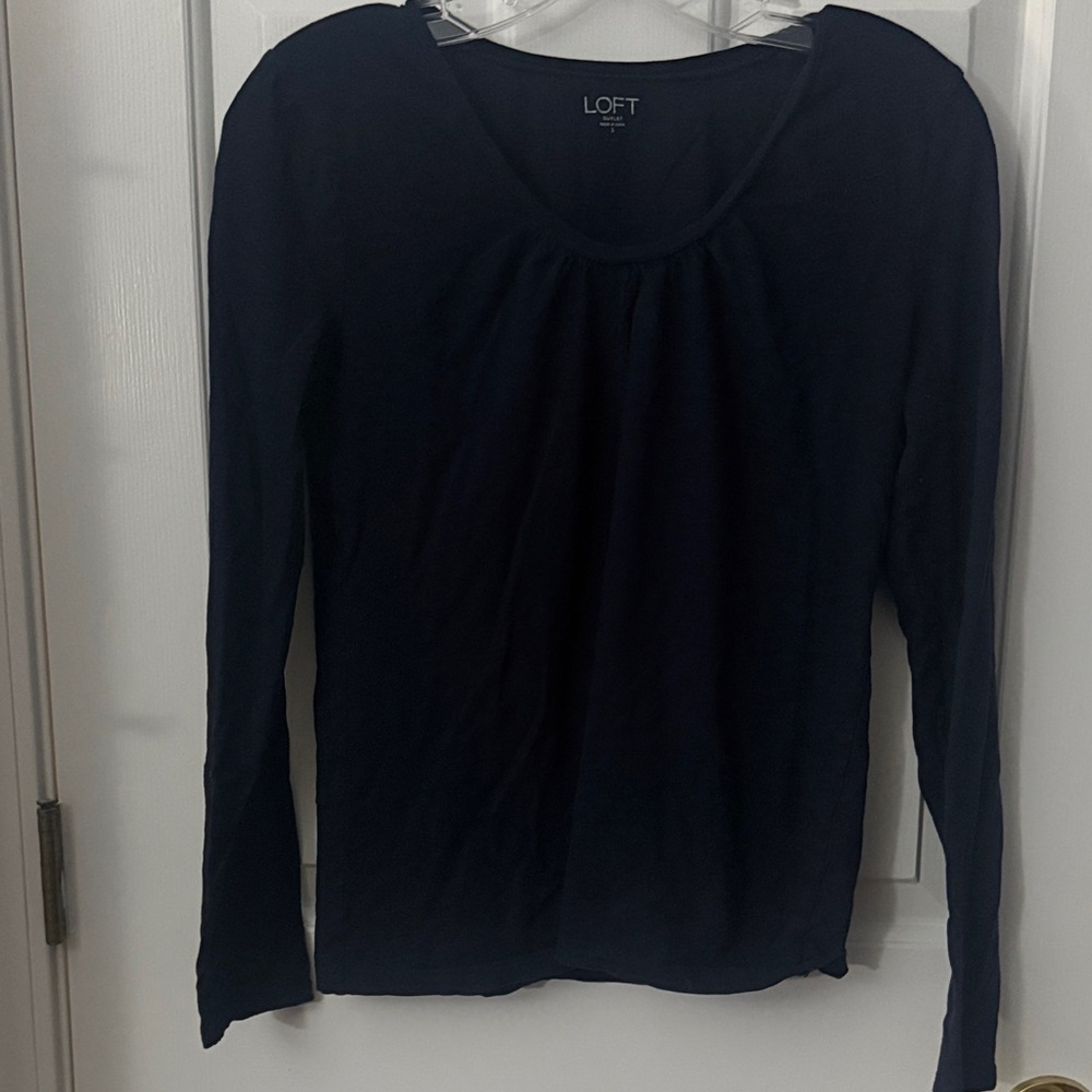 LOFT Small Navy Scoop Neck Long Sleeve Tee NWOT